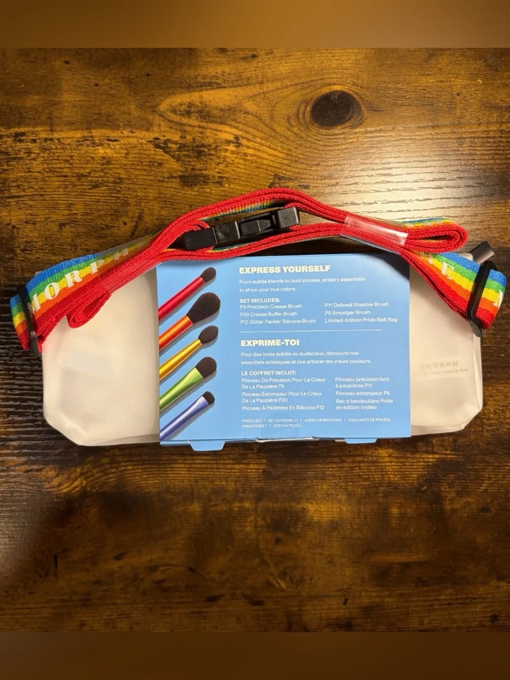 Morphe  Made With Pride Brush Set With Pride Belt Bag